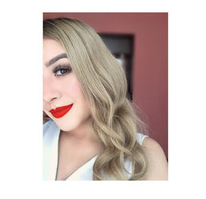 Meet your Posher, Jacqueline